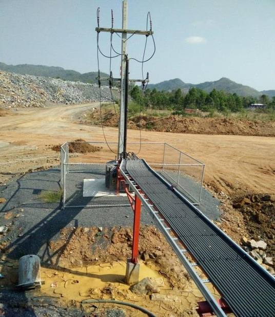 High-voltage pole work